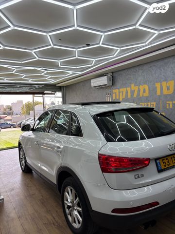 אאודי Q3