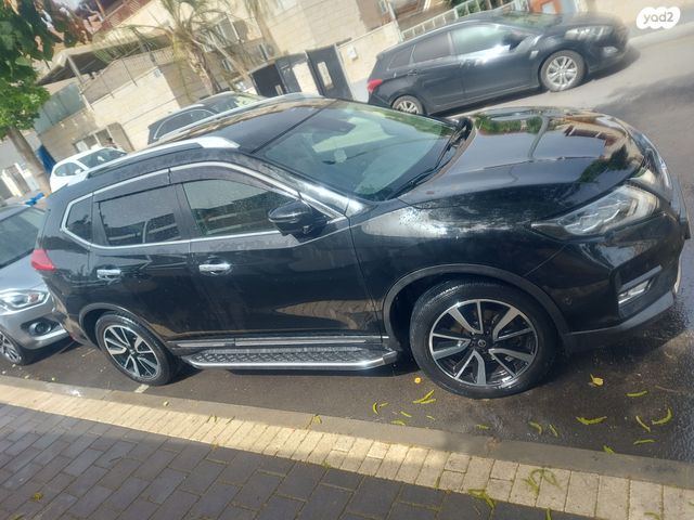 ניסאן אקס טרייל