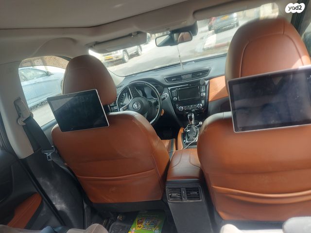 ניסאן אקס טרייל