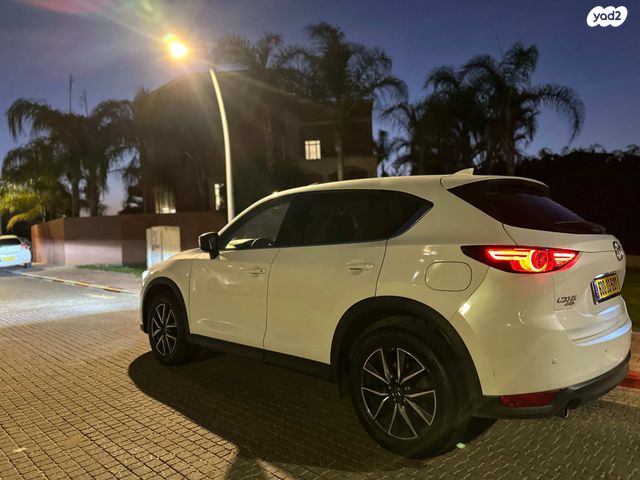 מודעת רכב מאזדה CX-5