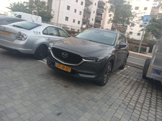 מודעת רכב מאזדה CX-5