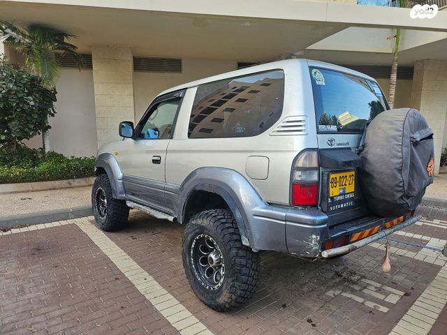 טויוטה לנד קרוזר