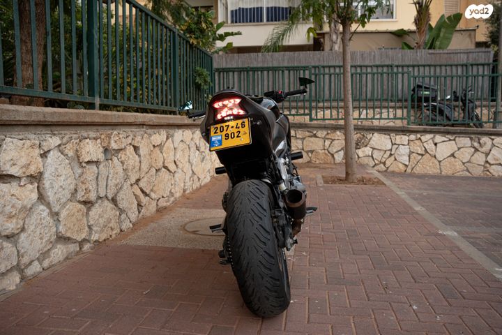 קאוואסאקי Z900
