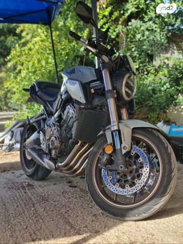 הונדה CB650R