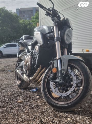 הונדה CB650R