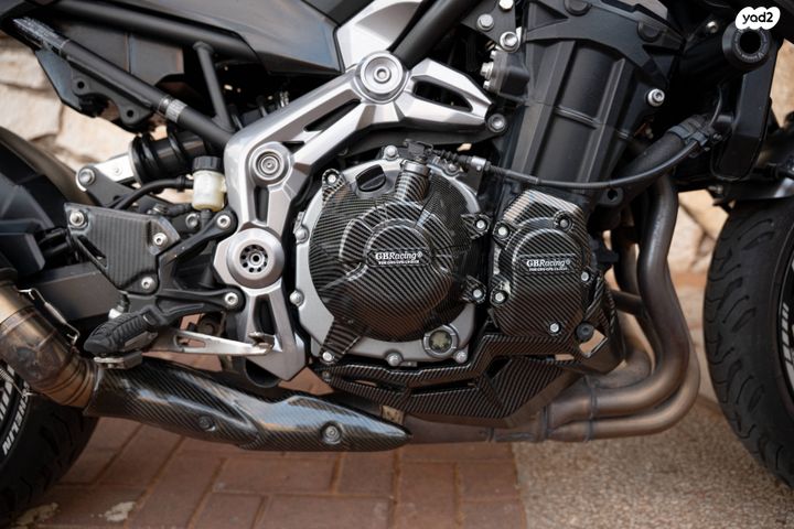 קאוואסאקי Z900