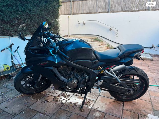 הונדה CBR650R