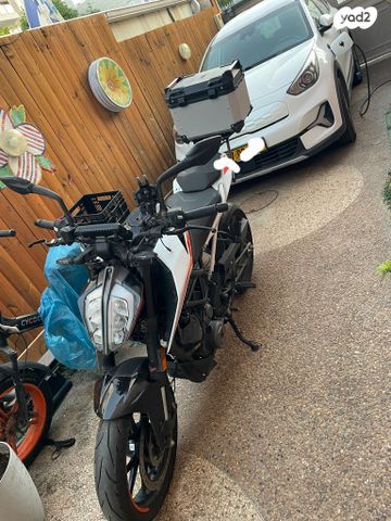 KTM Duke