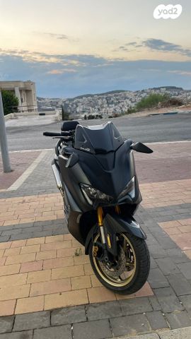 ימאהה Tmax 560 Tech