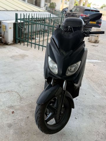 ימאהה X-Max 250