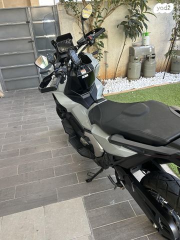 הונדה X-ADV750