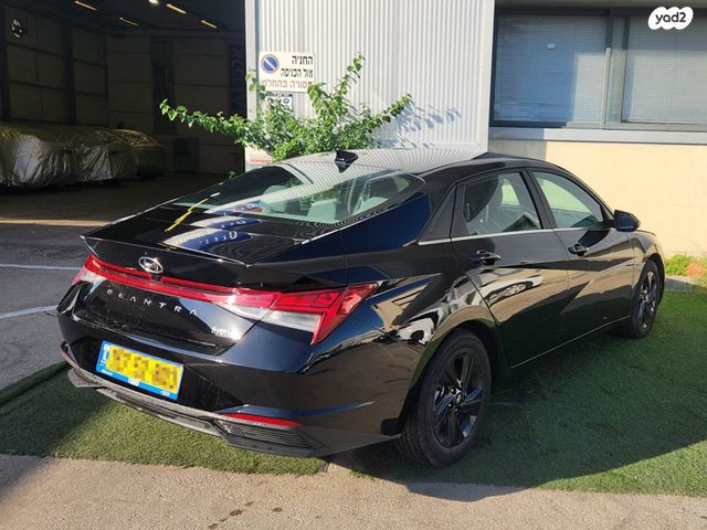 יונדאי אלנטרה