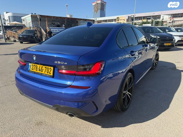 מודעת רכב ב מ וו סדרה 3 1