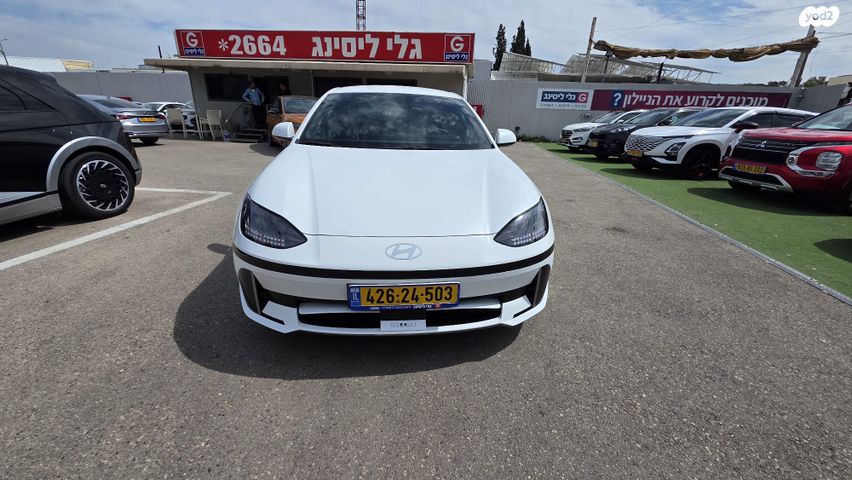 יונדאי איוניק 6