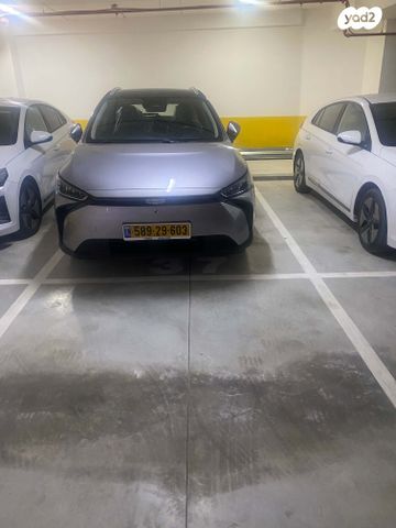 מודעת רכב ג׳ילי Geometry C