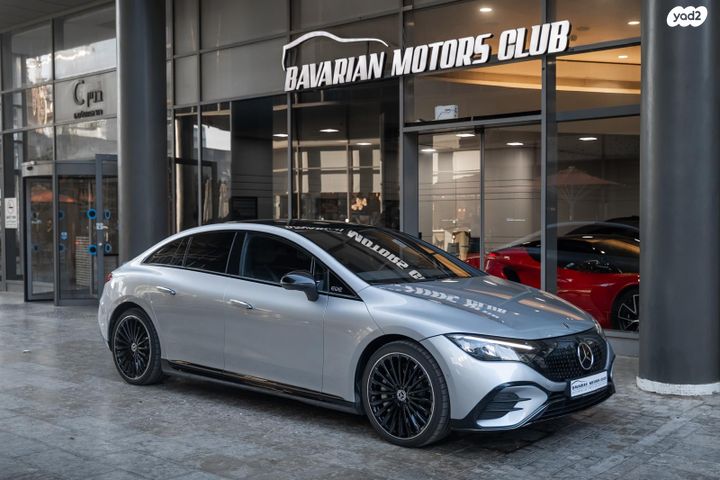 מודעת רכב מרצדס-בנץ EQE