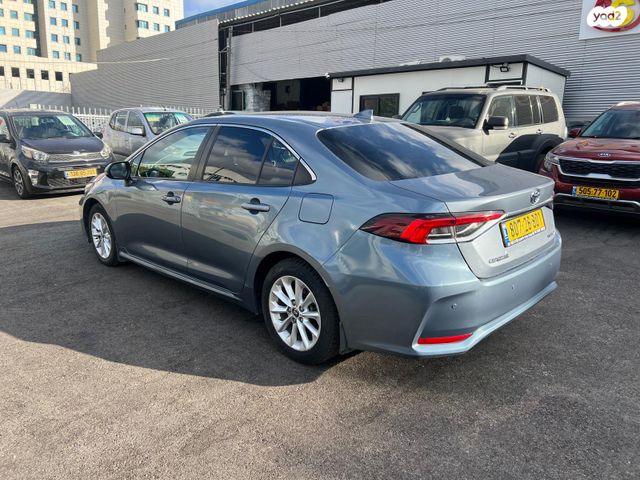 טויוטה קורולה