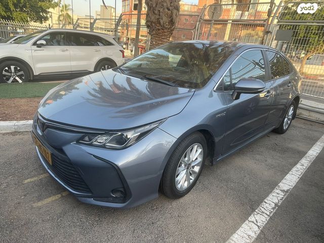 מודעת רכב טויוטה קורולה
