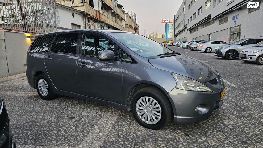 מיצובישי גרנדיס