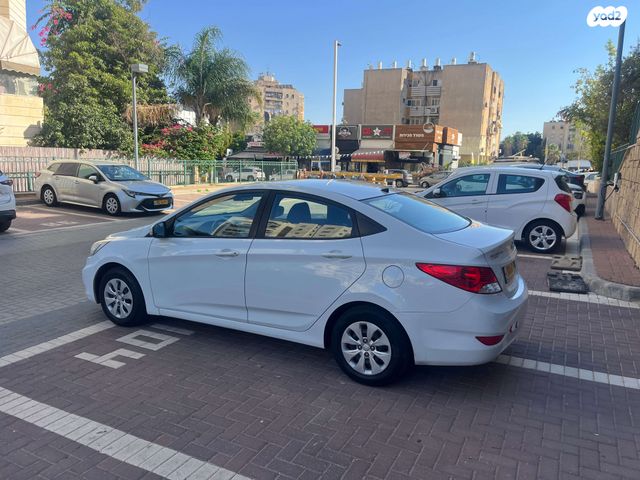 יונדאי אקסנט i25