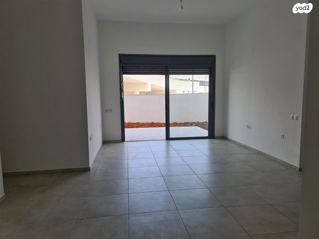 דירת גן, דני מס 14, המרכז האזרחי, רמלה