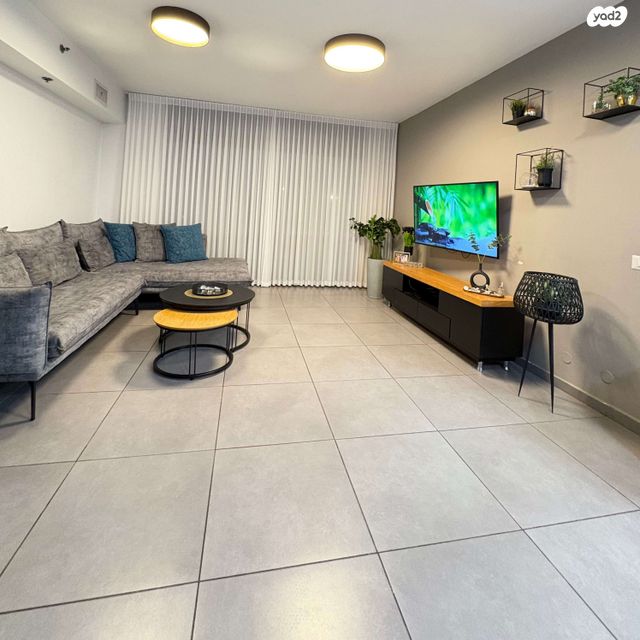 נתן אלתרמן 2