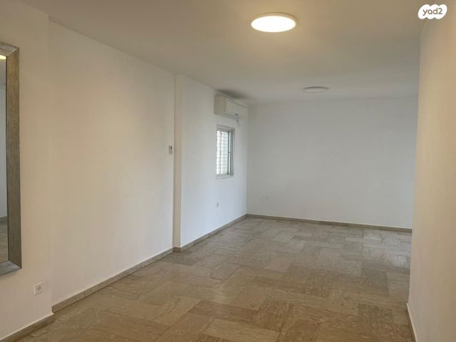 דירה, שדרות חיים וייצמן 65, צפון מערב מרכז העיר, נתניה