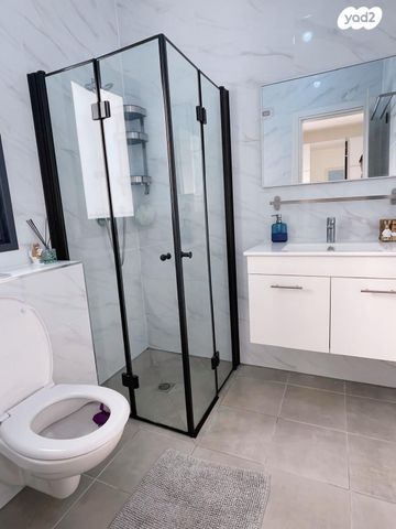 דירה, נעמי שמר 11, גלי ים, קרית ים