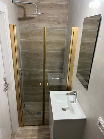 דירה, הפורצים 4, כצנלסון, ראשון לציון