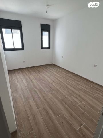 דירה, הפורצים 4, כצנלסון, ראשון לציון