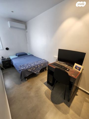 דירה, החשמונאים 11, לב העיר, בת ים