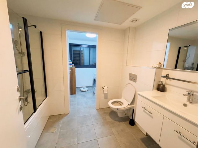 דירה, נעמי שמר 11, גלי ים, קרית ים