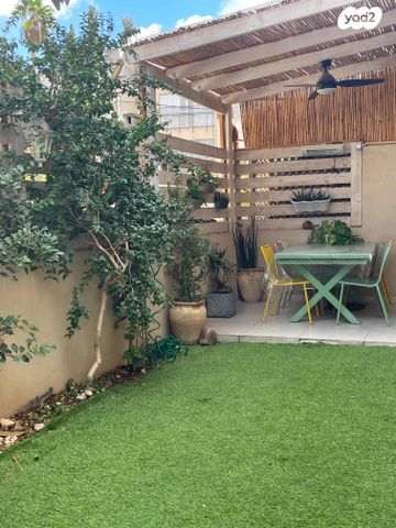 שדרות רוטשילד 5