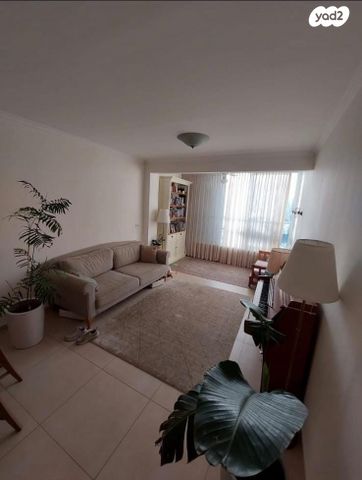 אליהו קראוזה 35