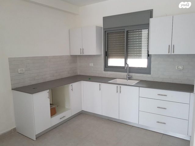 דירה, אדני פז 44, עין הים, חדרה