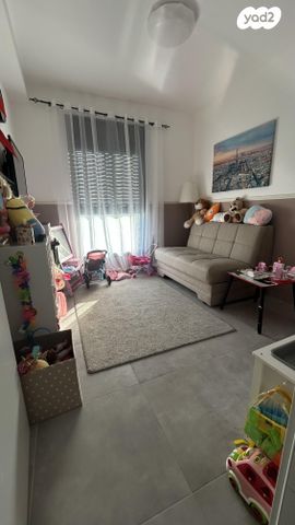 דירה, נעמי שמר 11, גלי ים, קרית ים