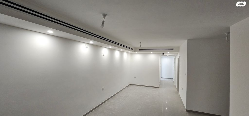 דרך הגלעד 100