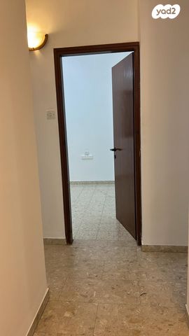 דירה, הרב קירשטיין 12, מרכז העיר, עפולה