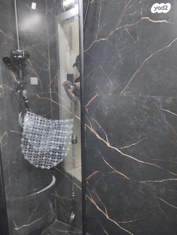 שדרות ירושלים 1