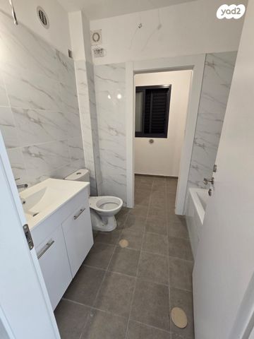 דירה, הרב שלום שבזי 223, פסגות אפק, ראש העין