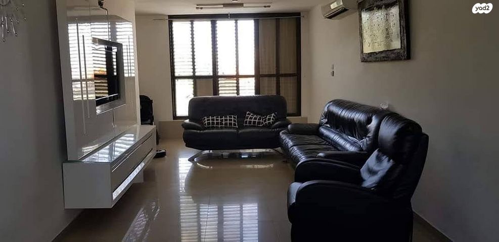 שדרות יוספטל 152