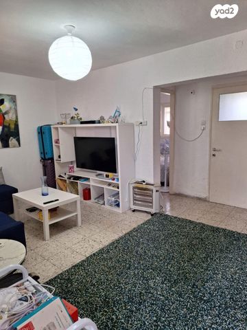 דירה, שדרות הרברט ליהמן 12, קרית ים ב', קרית ים