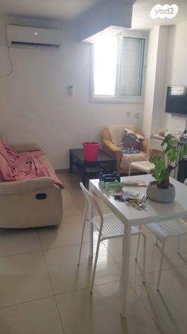 גיורא יוספטל 26