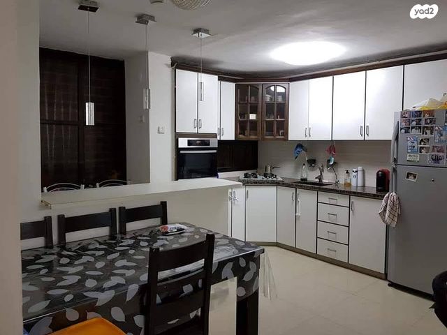 דירה, שדרות יוספטל 152, ג'סי כהן, חולון