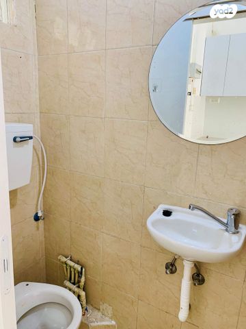 סטודיו/ לופט, תחכמוני 7, מקור ברוך, ירושלים