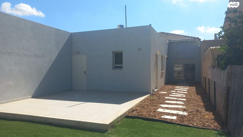 בית פרטי/ קוטג', דרך הפרחים 65, אבן שמואל, אבן שמואל