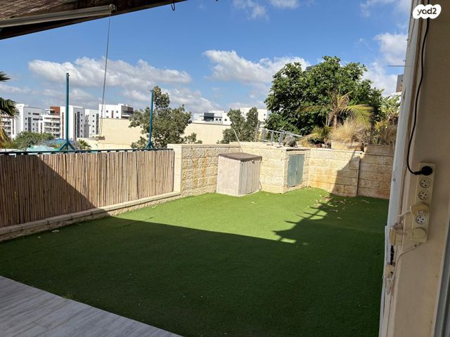 דירת גן, תכלת 77, אבני חן, מודיעין מכבים רעות