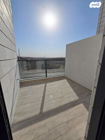 דירה, הרב שלום שבזי 223, פסגות אפק, ראש העין