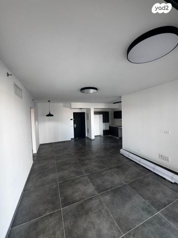 דירה, אסתר המלכה 5, נווה חוף, ראשון לציון