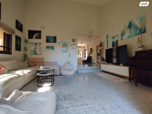 בית פרטי/ קוטג', לוע הארי 5, אורנית, אורנית